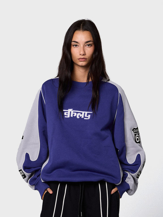 Grimey Race War Crewneck Sweater Blue – model voorkant