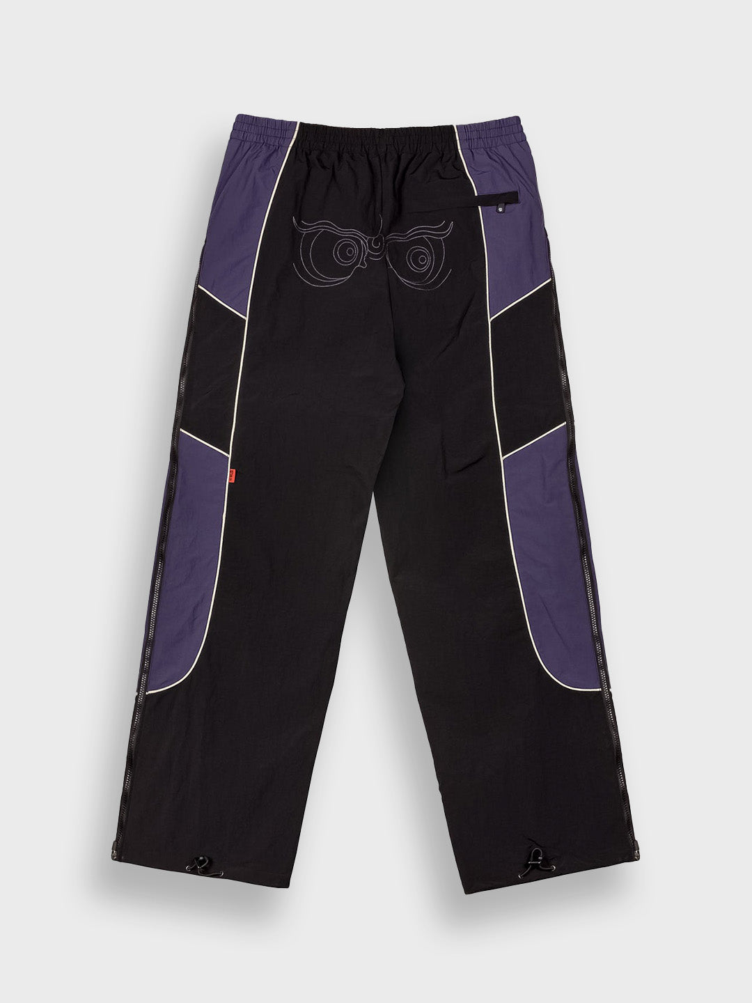 Grimey Sampans Trackpants Black achterkant