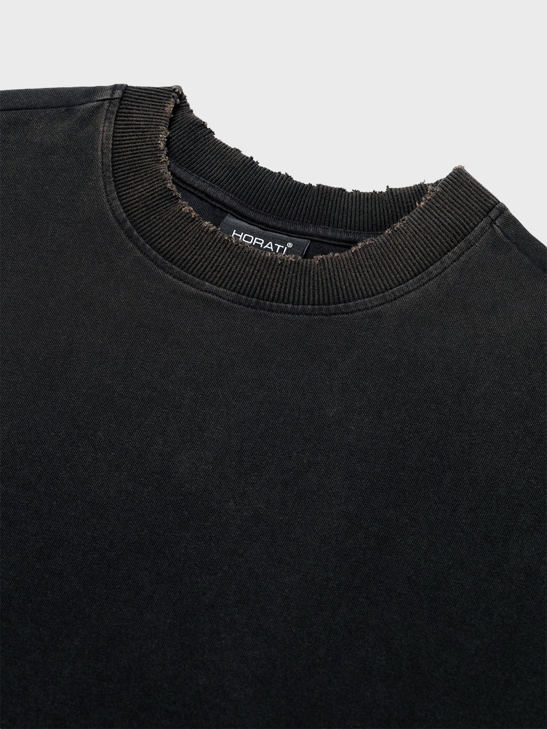 Horati Distressed Longsleeve Black - close-up distressed details