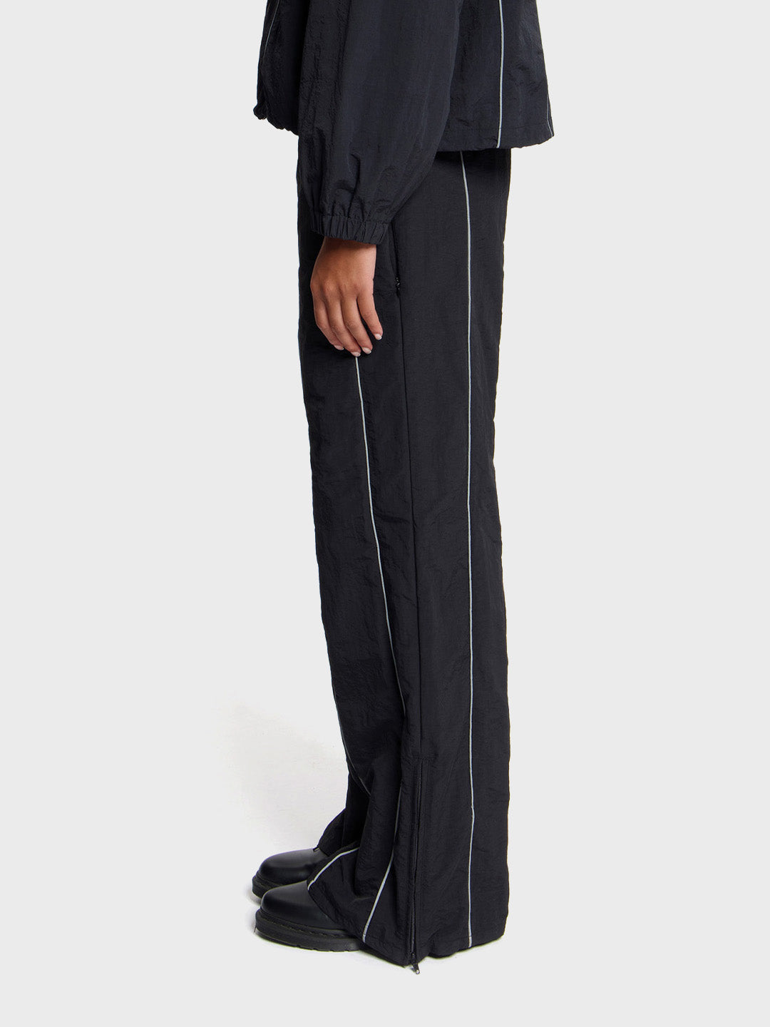 Horati H-Tracksuit Black - zijkant broek