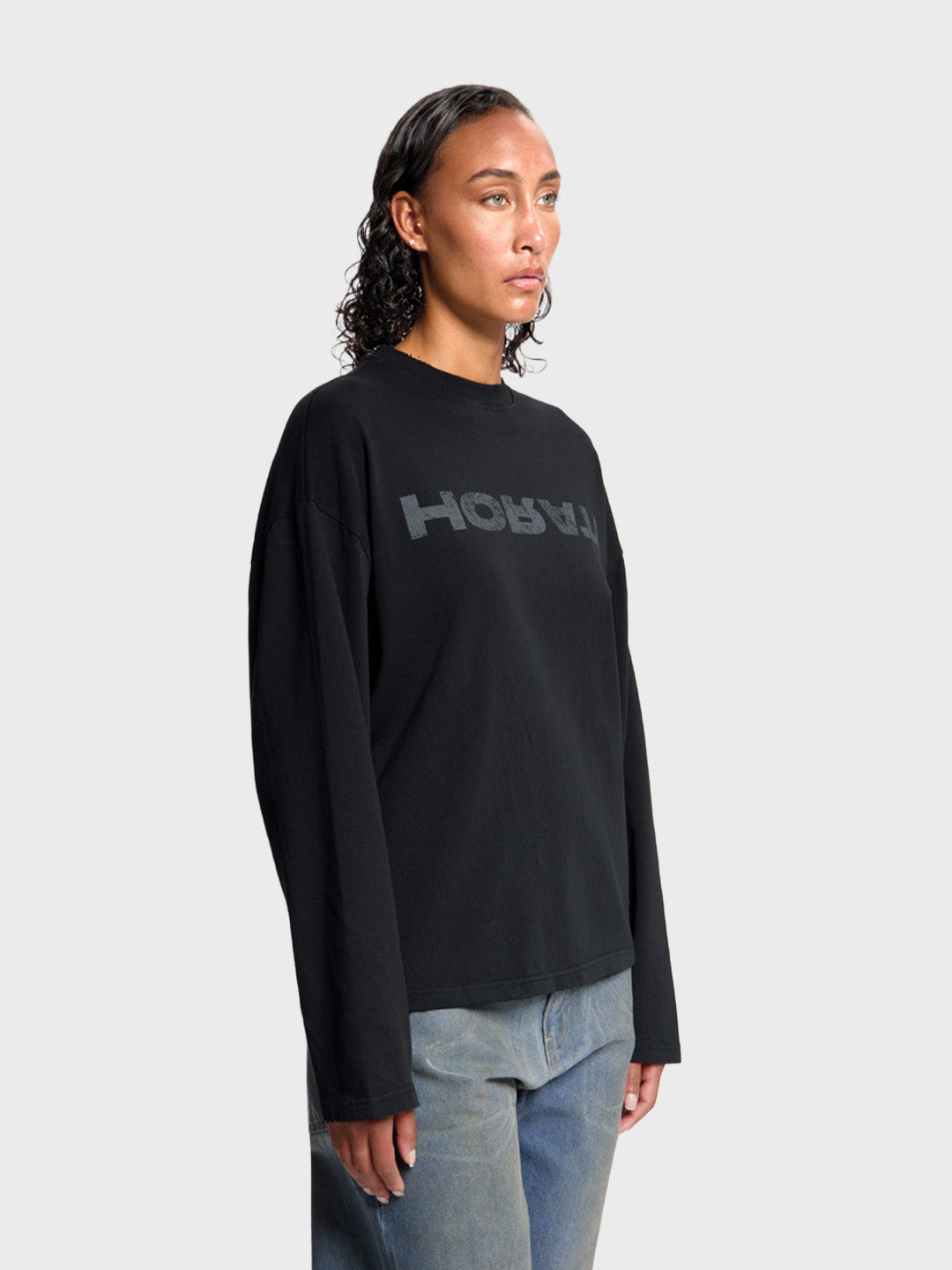 Horati Reverse Longsleeve | Black
