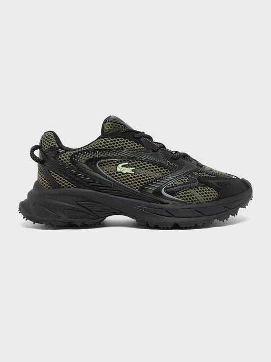 Zijkant van Lacoste L003 Neo Shot Sneakers in Black/Green