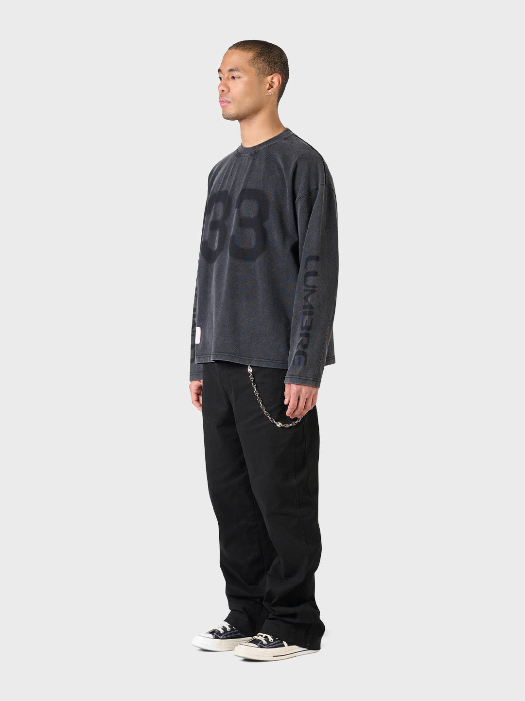 Lumi3re For Ever Longsleeve Washed Black - schuin voor