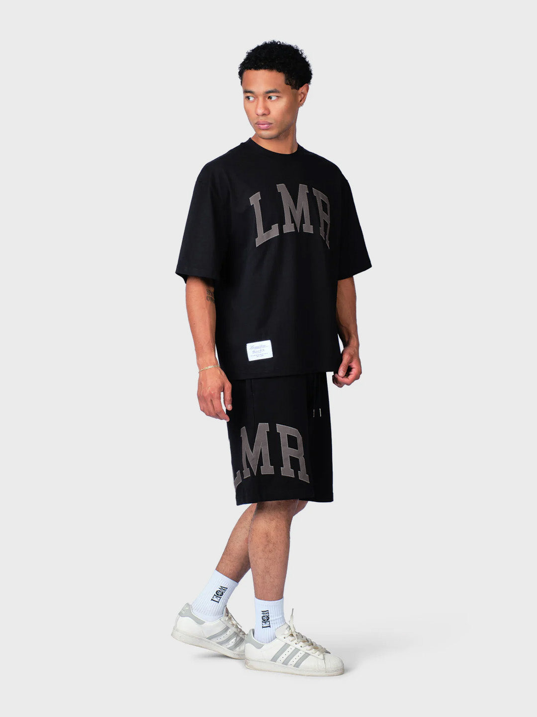 Lumi3re LMR College Shorts Black - outfit