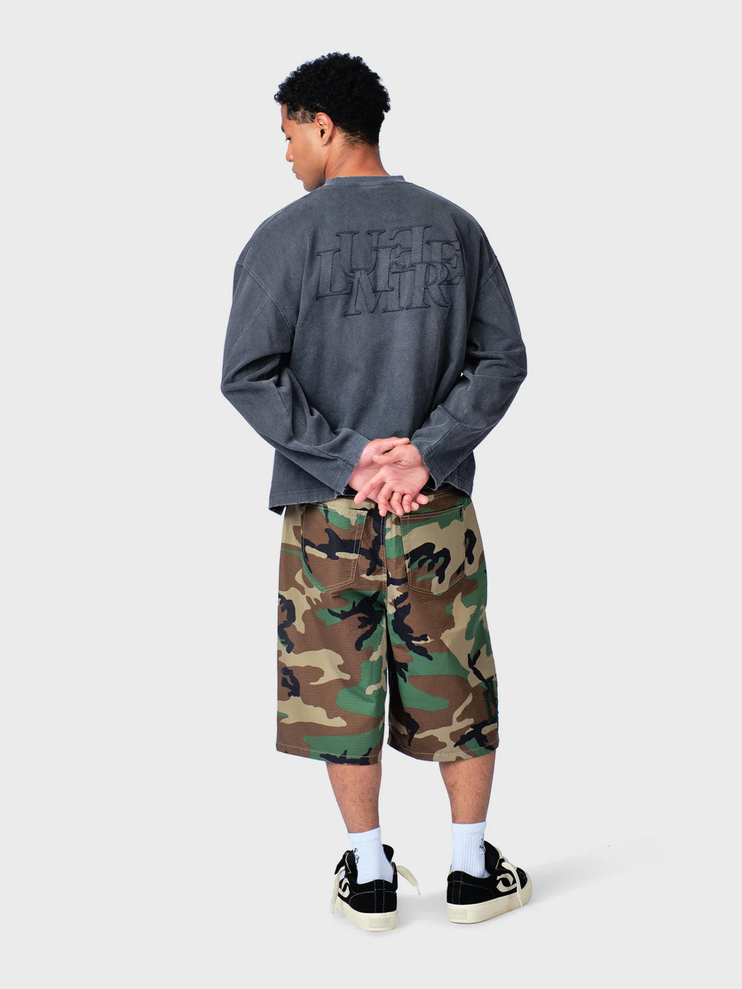 Lumi3re Patch Longsleeve Washed Grey - achterkant