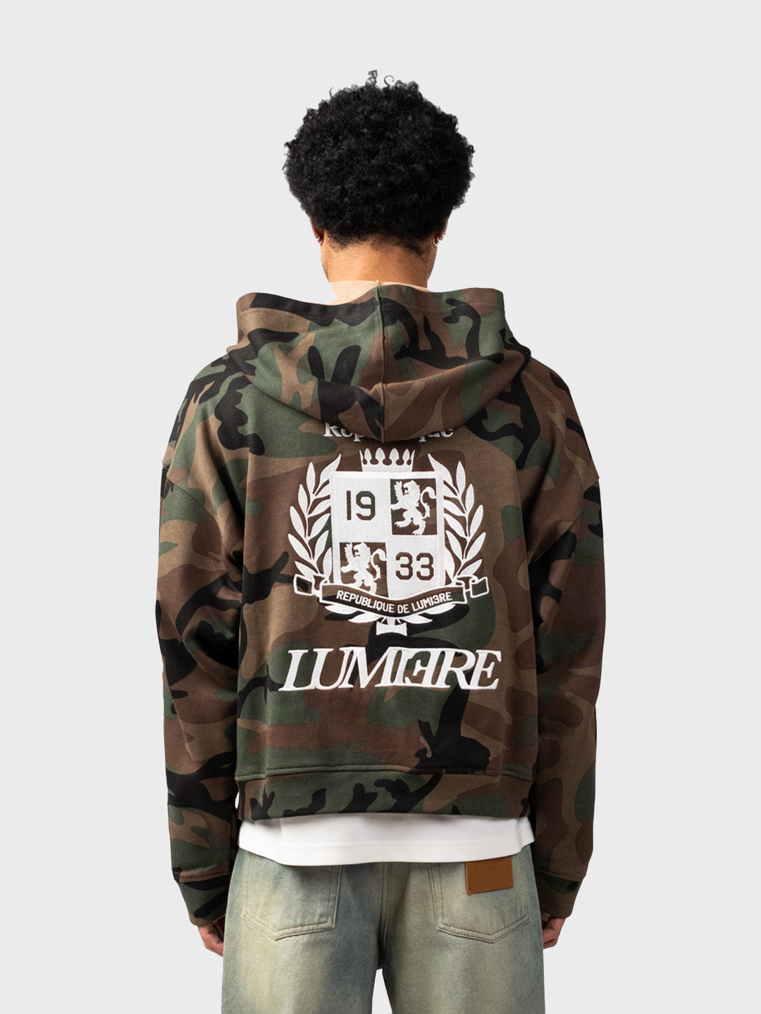 Lumi3re Republique Zip Hoodie camo model achterkant
