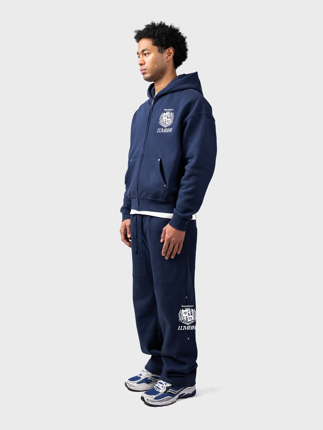 Lumi3re Republique Zipper Tracksuit Navy – schuin voor