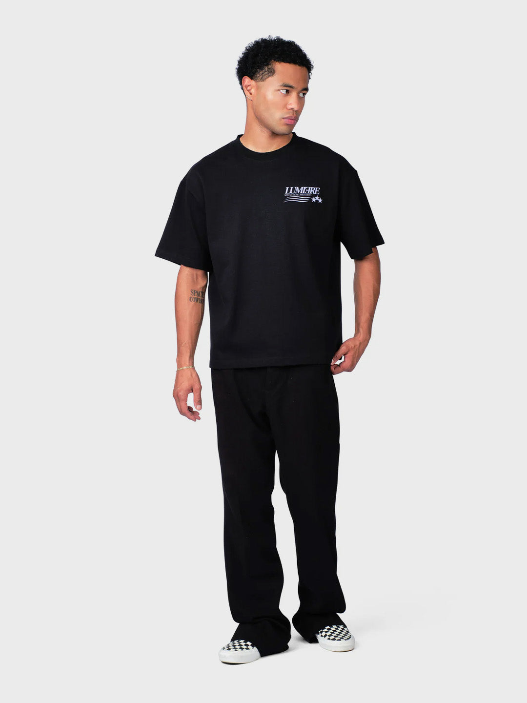 Lumi3re Solutions T-Shirt Black - voorkant outfit