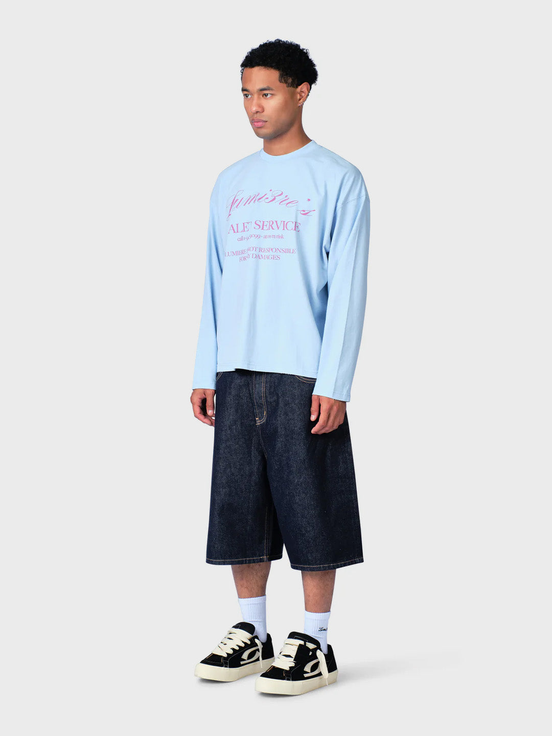 Lumi3re Valet Service Longsleeve Baby Blue - zijkant