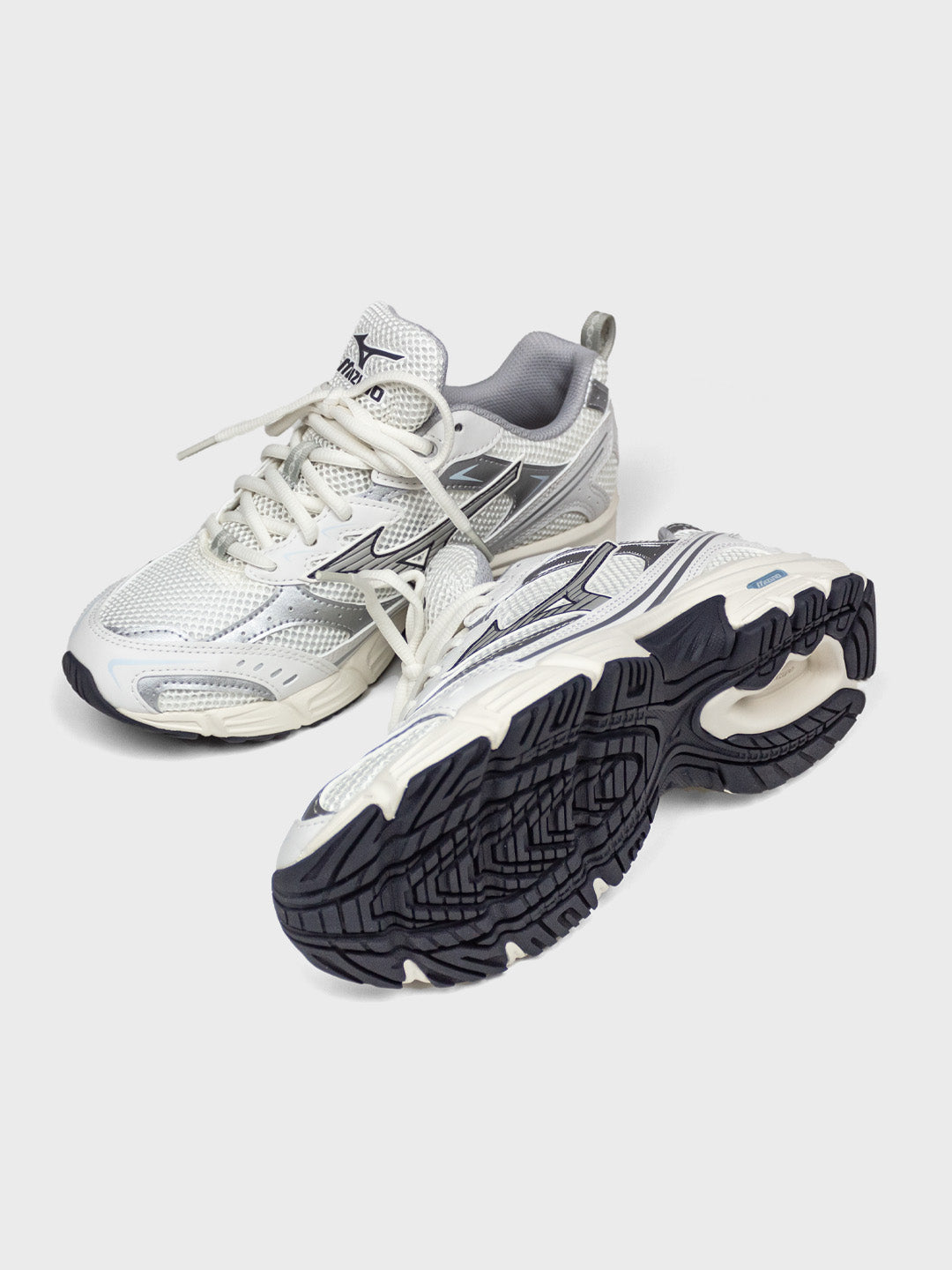 mizuno mxr sport shoes