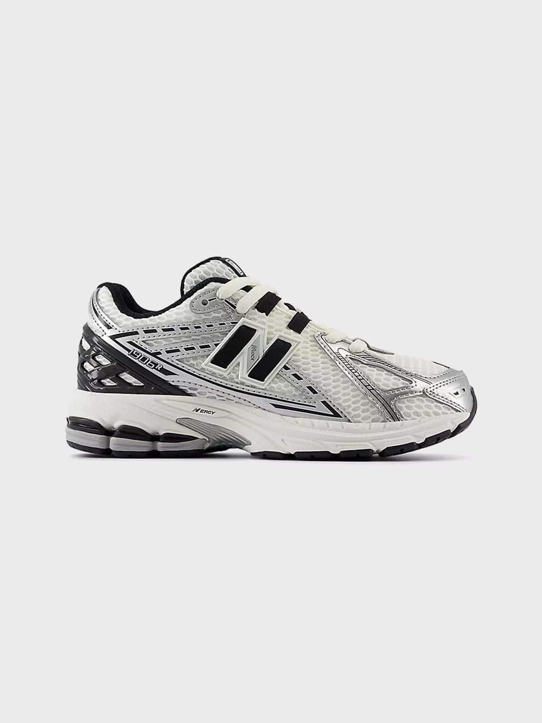 New Balance 1906 (PS) Kinderschoenen Silver Metallic/Black – PC1906ER – zijkant