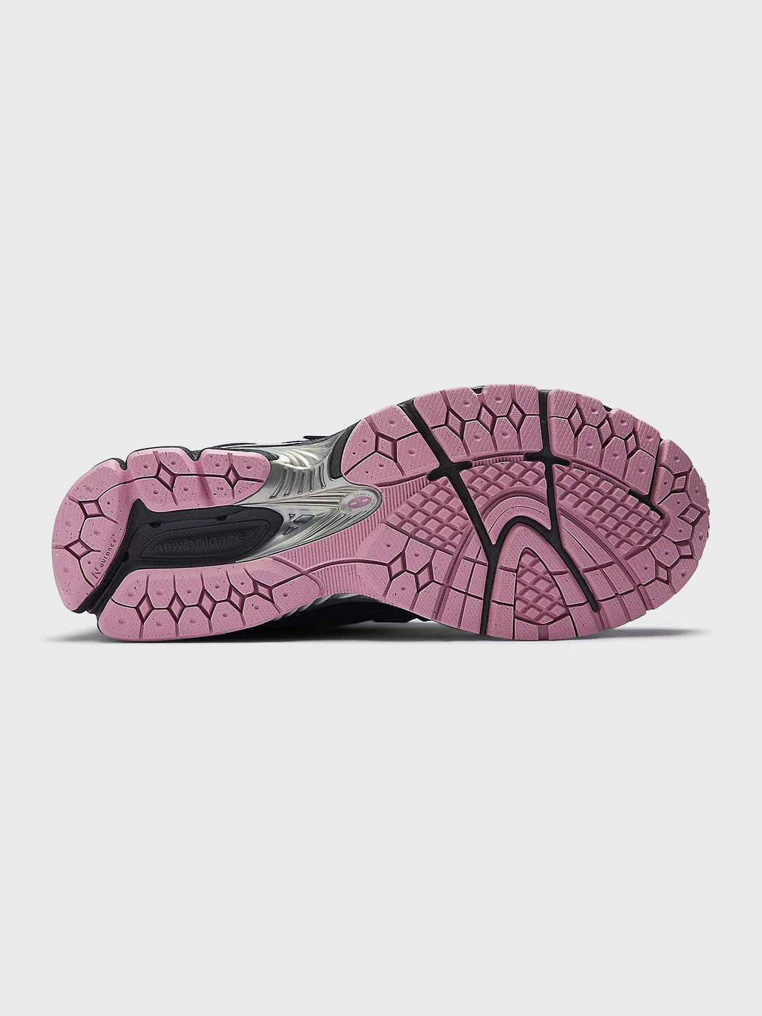 Zool van de New Balance 1906 sneakers in Eclipse Pink Taffy