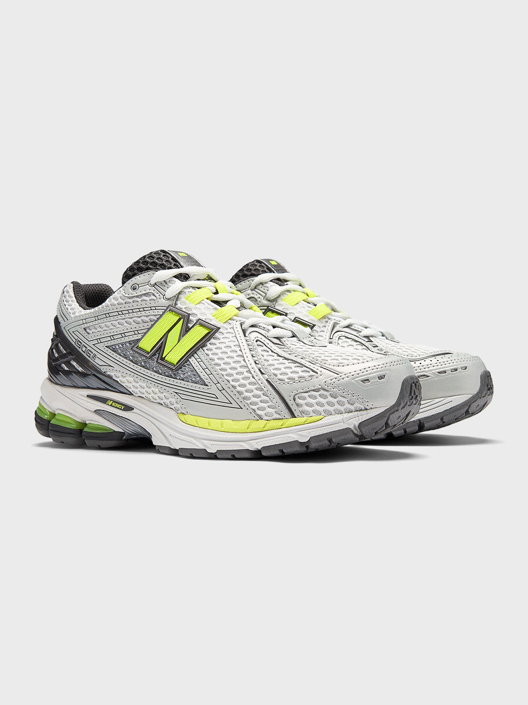 New Balance 1906 Sneakers Silver Metallic/Alkaline Green - schuin voor