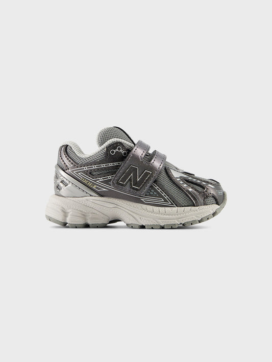 New Balance 1906 kinderschoenen dark silver metallic - zijkant