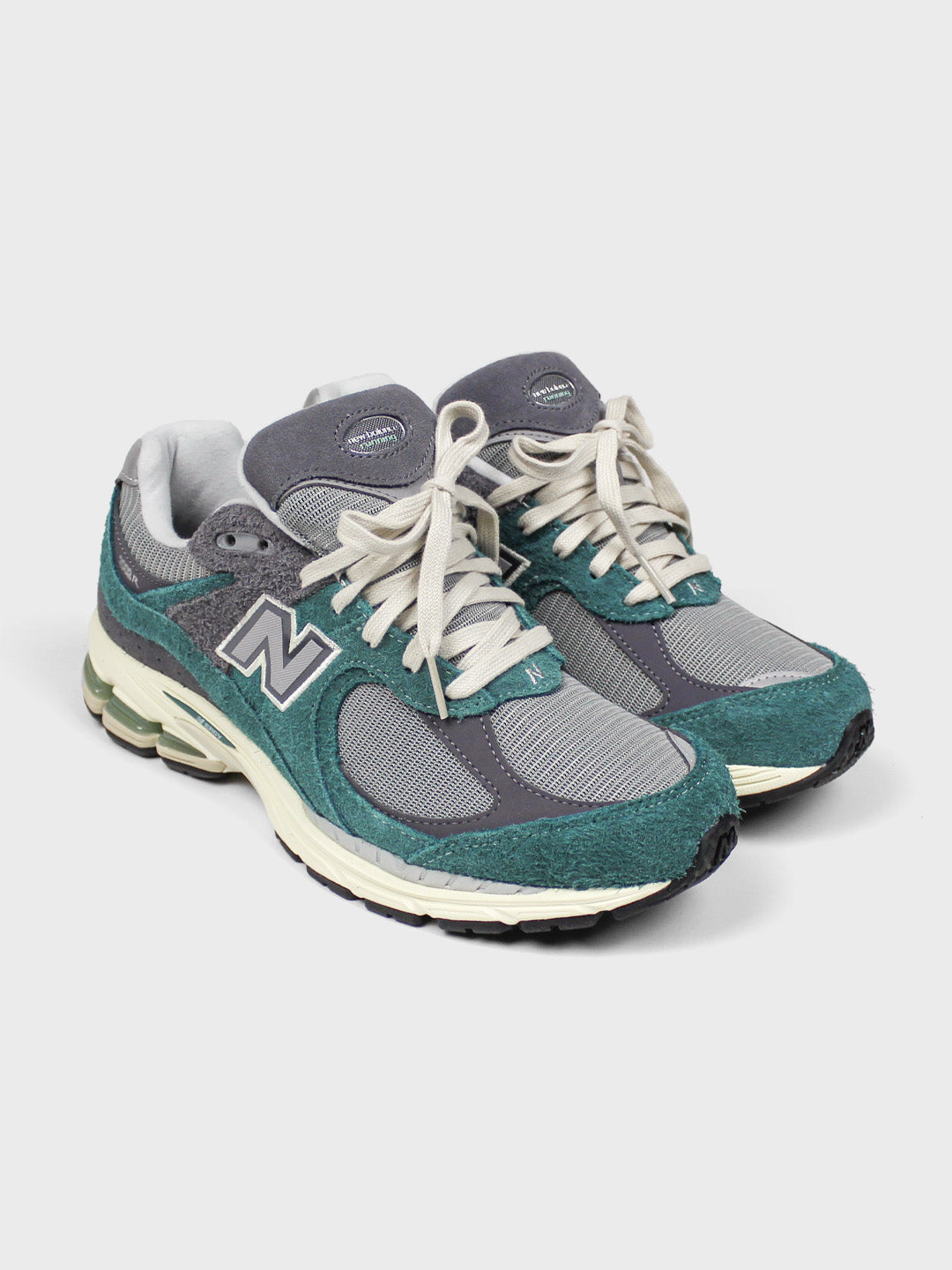 Shop your New Balance Sneakers at Reloadstore