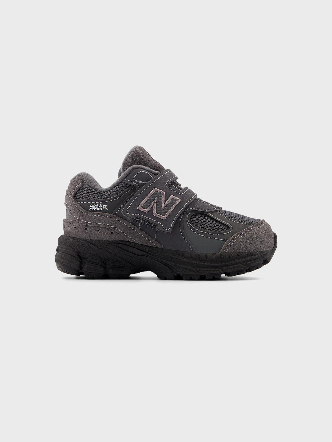 New Balance 2002R (TD) kinderschoenen Castlerock/Black Cement zijkant