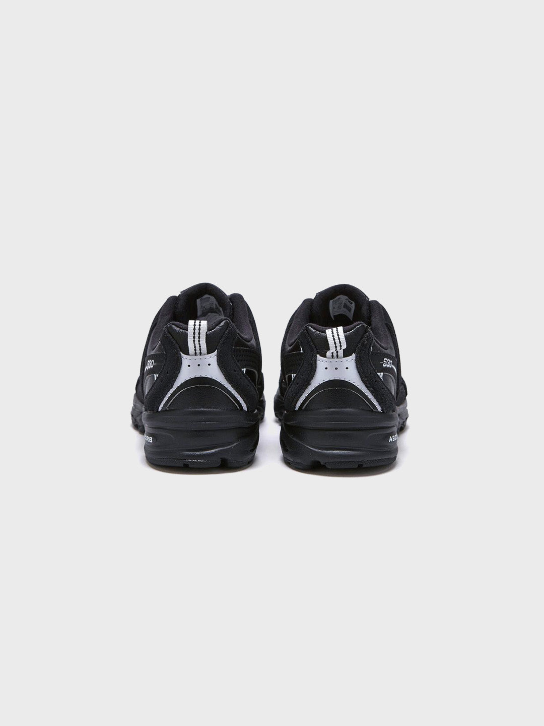 New Balance 530 Kinderschoenen Black/White – P5302GE – achterkant
