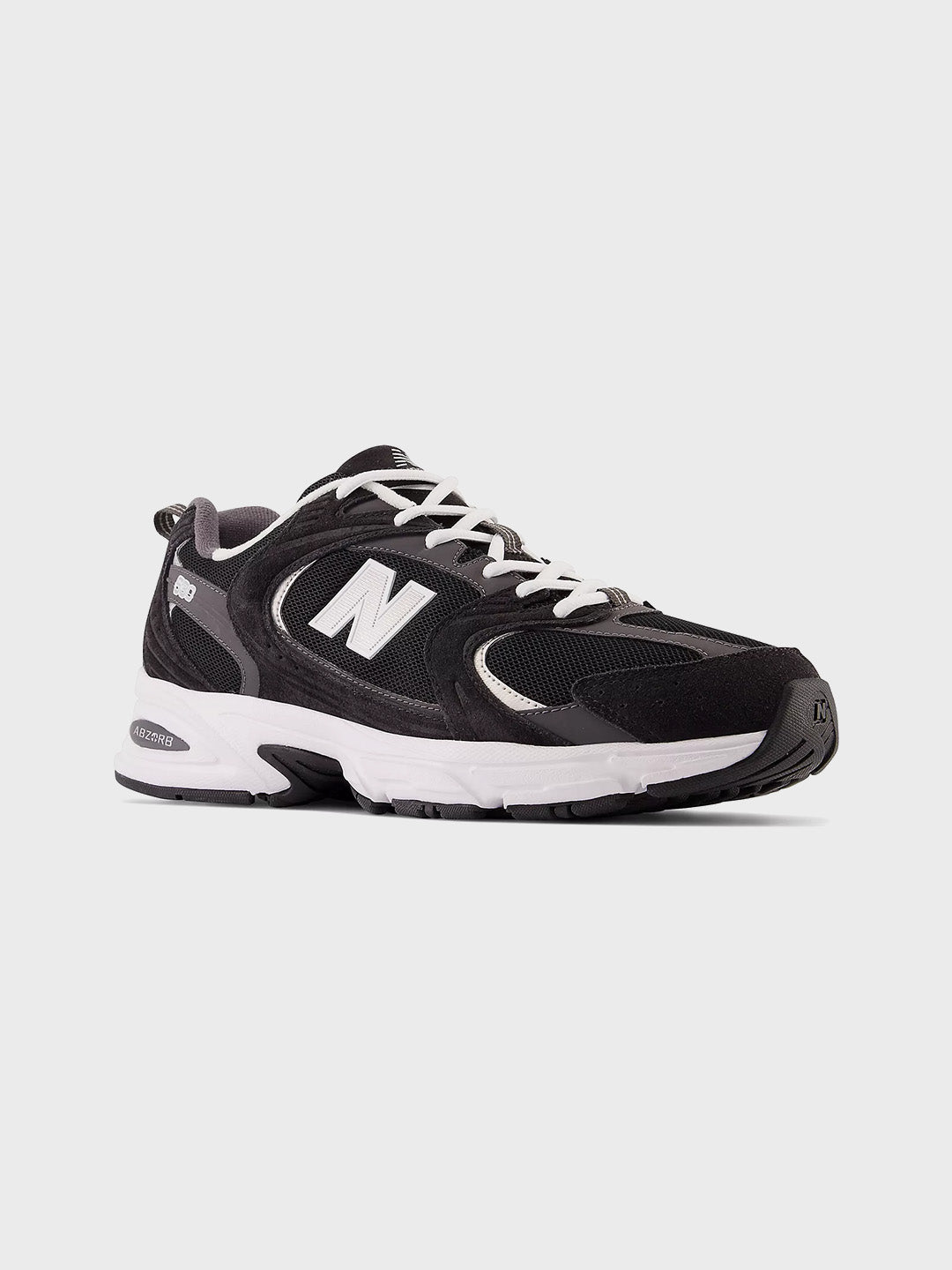 New Balance 530 Sneakers Black/Grey – schuin vooraanzicht