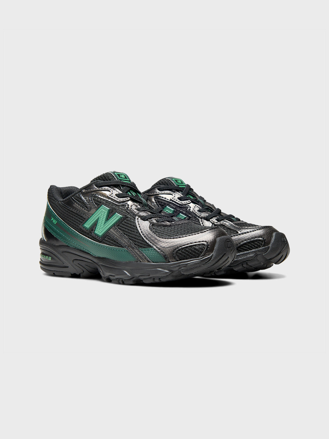 New Balance 740 Kinderschoenen Black/Nordic Green – P7408YL – voorkant