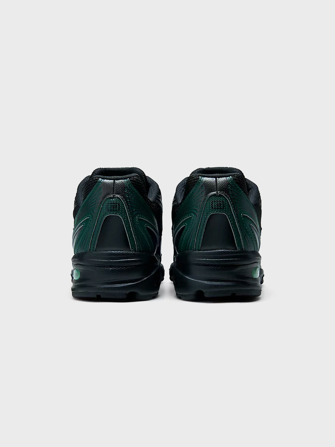New Balance 740 Sneakers Black/Nordic Green – U7407T3 – achterkant