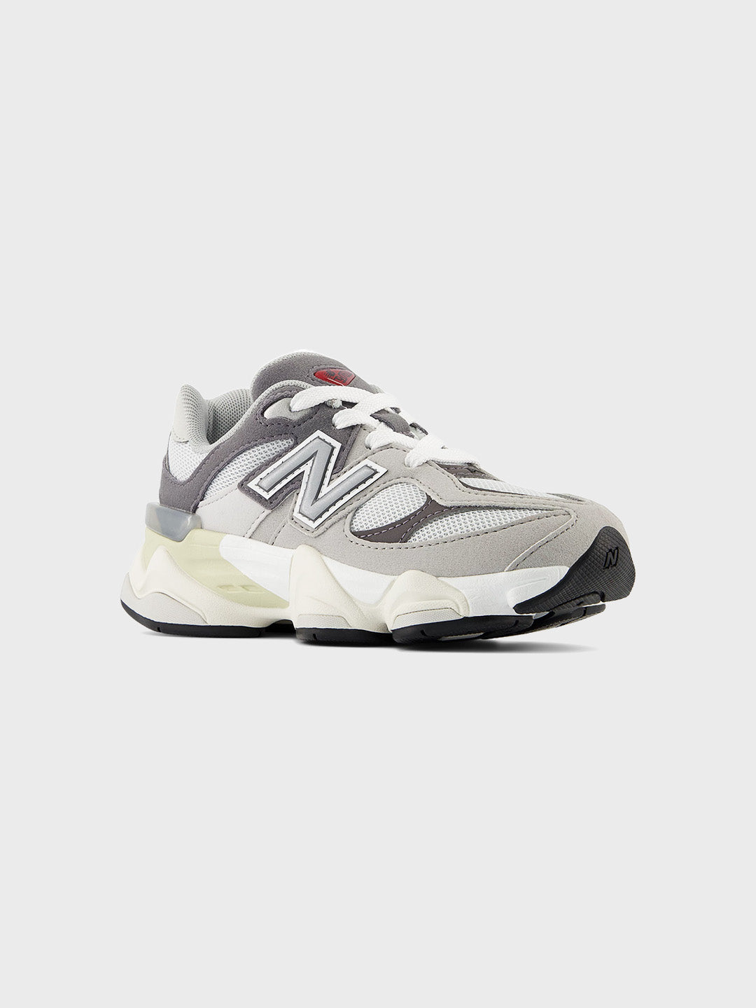 New Balance 9060 (PS) Raincloud kinderschoenen – schuin vooraanzicht