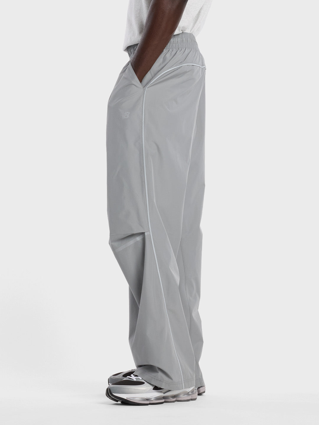 New Balance Elusive Shell Pants Slate Grey - zijkant