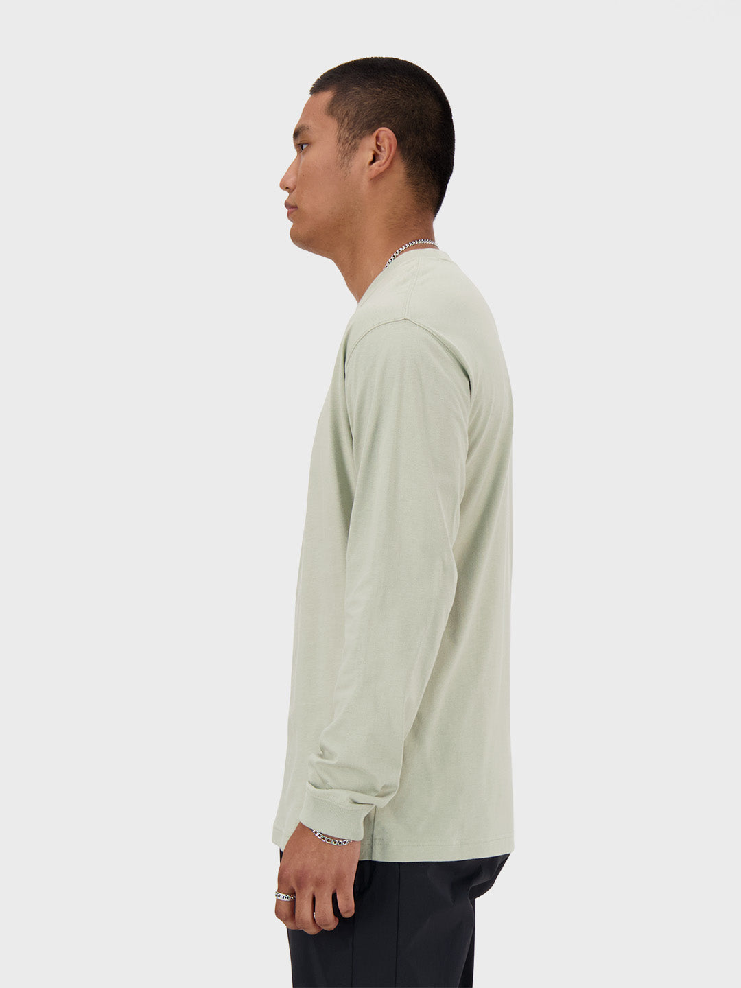 new balance longsleeve t-shirt