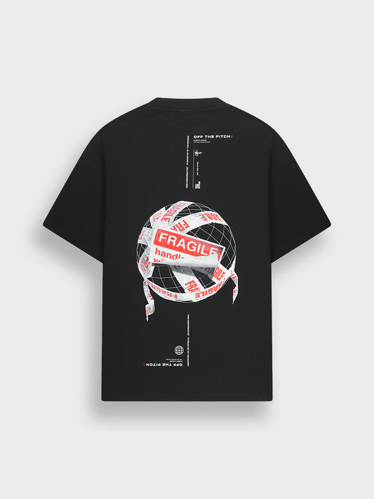 Off The Pitch Fragile World T-Shirt Black – achterkant met grote graphic