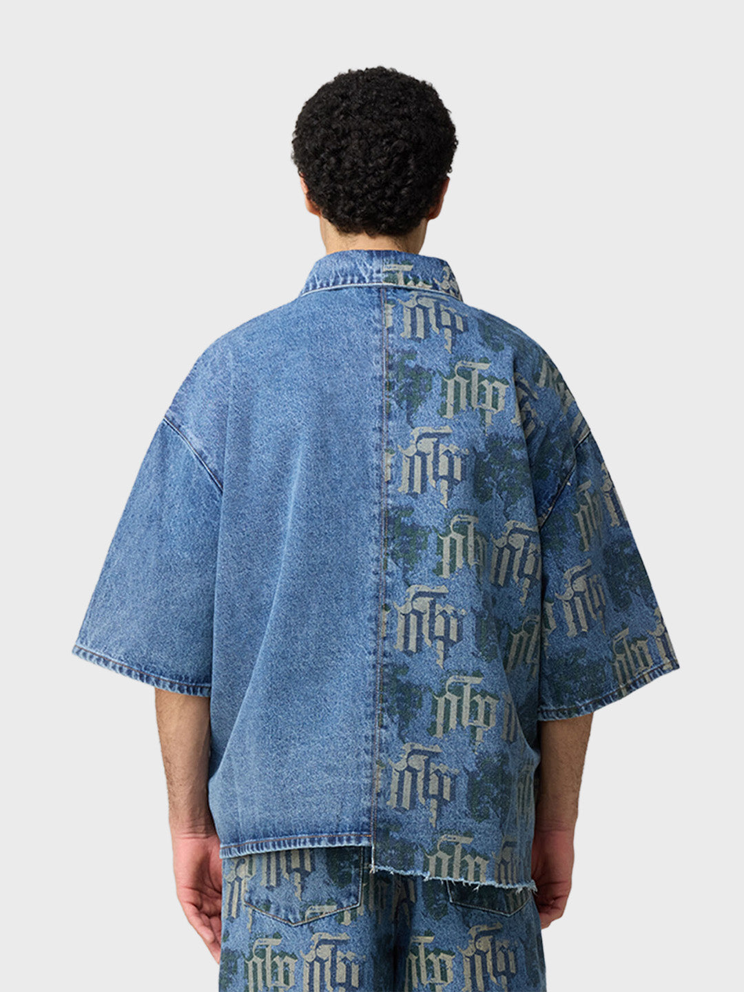 Off The Pitch Fraktur Denim Shirt Stone Wash - achterkant