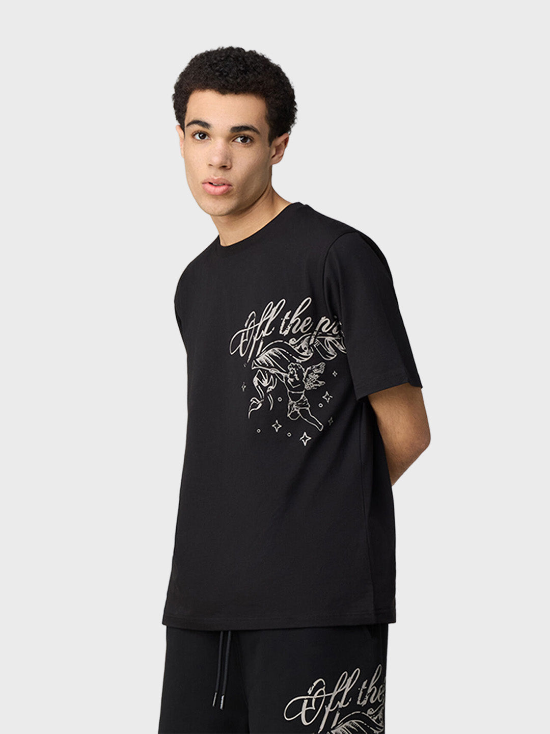 Off The Pitch Guardian T-Shirt Black - model zijkant