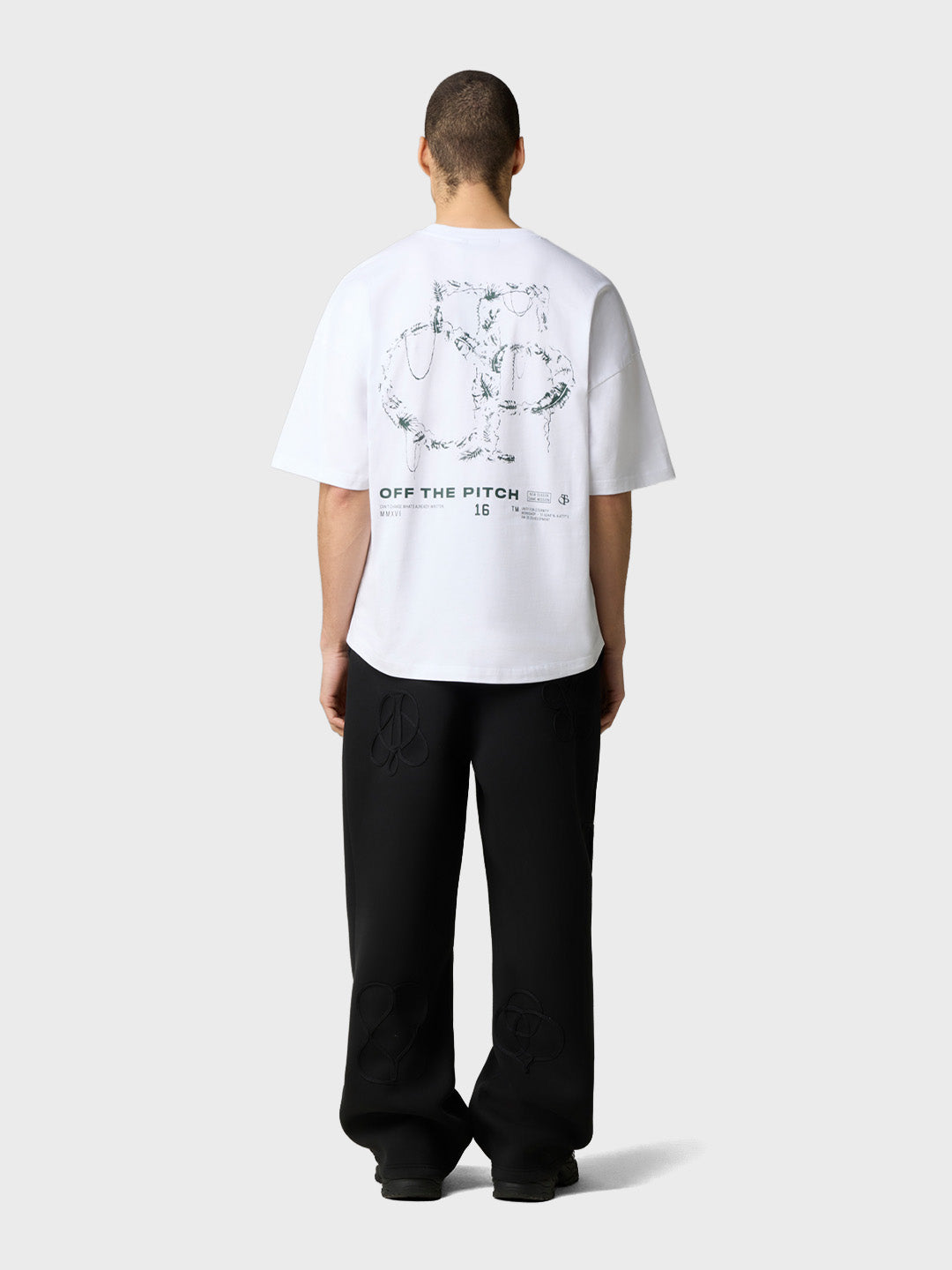 Off The Pitch Palm Oversized T-Shirt White - achterkant outfit