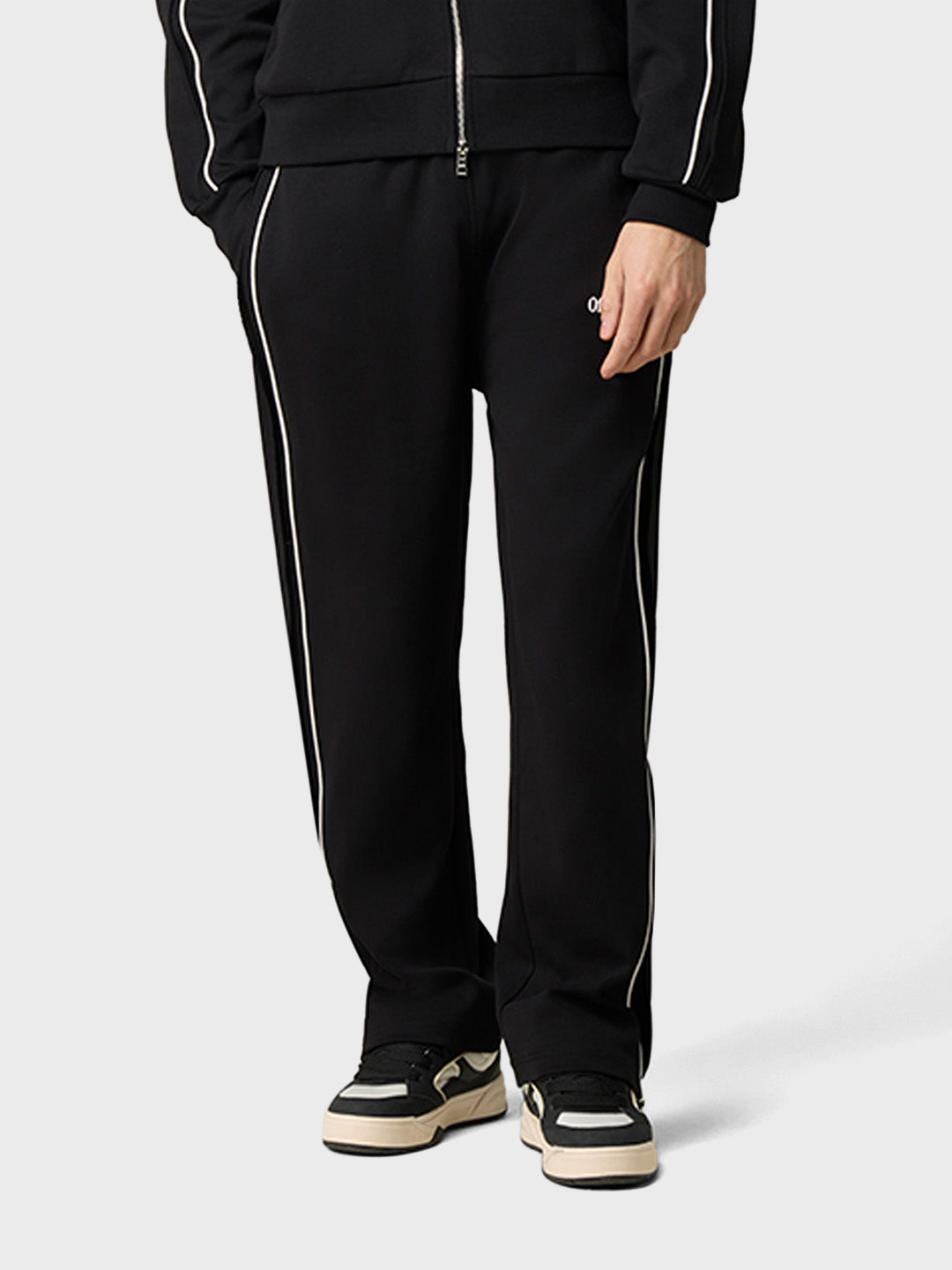 Off The Pitch Piping Panel Pants Black - voorkant 2