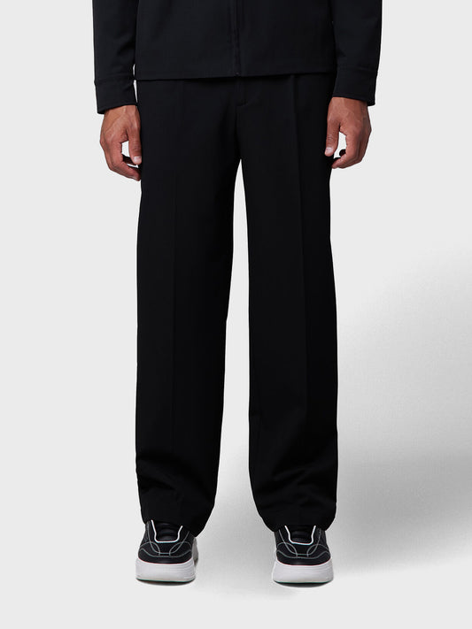 Off The Pitch Pleated Trouser Black voorkant