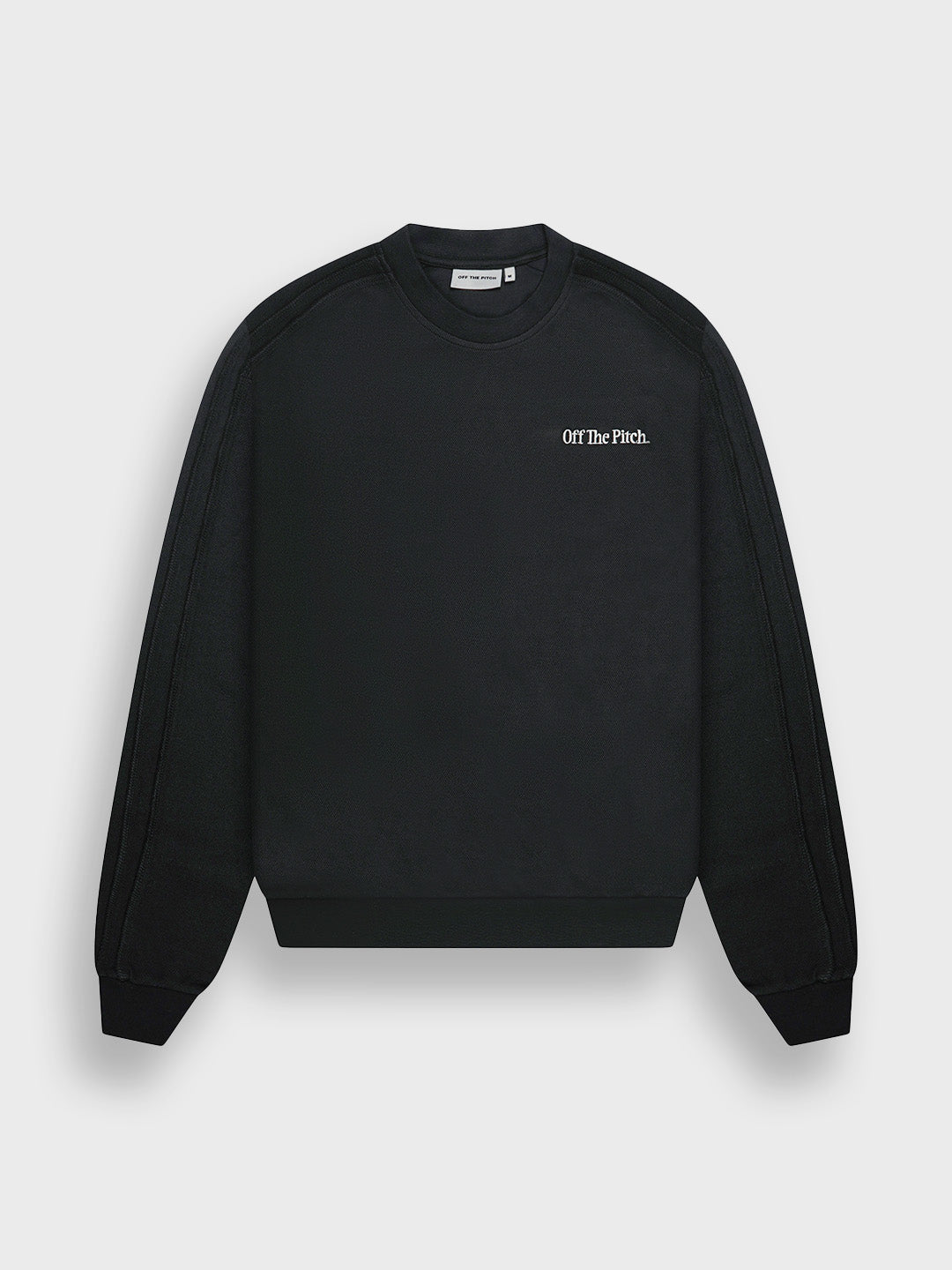 Off The Pitch Raw Edge Panel Crewneck Sweater Black – voorkant