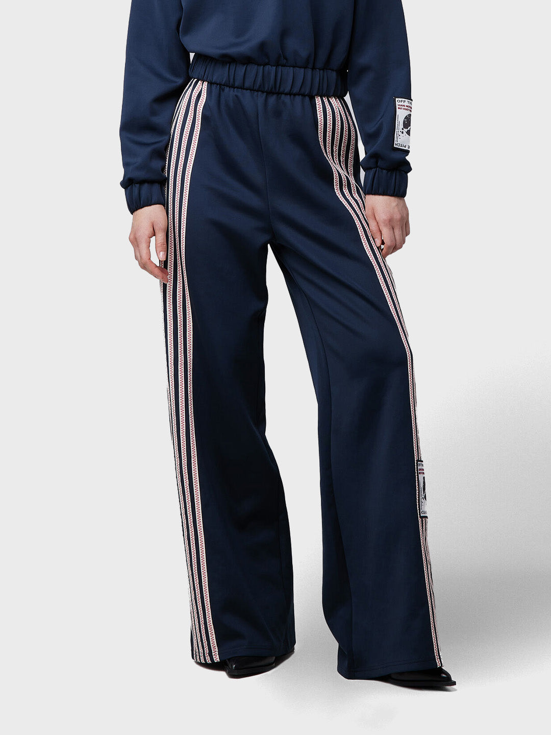 Off The Pitch Women Ivy Scuba Jogger Navy – voorkant