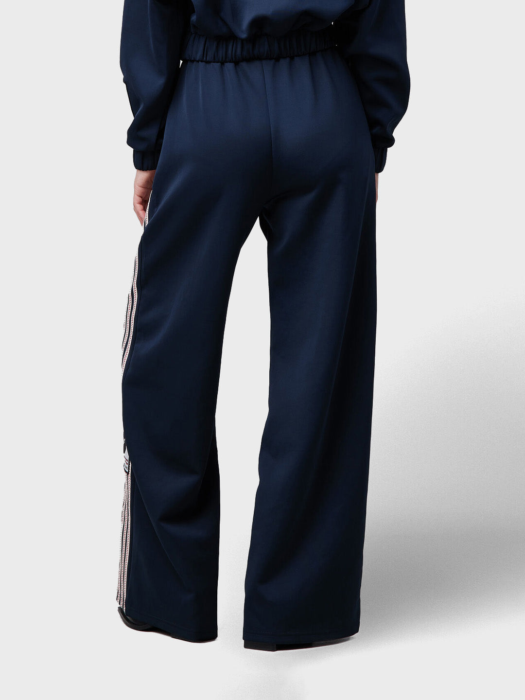 Off The Pitch Women Ivy Scuba Jogger Navy – achterkant