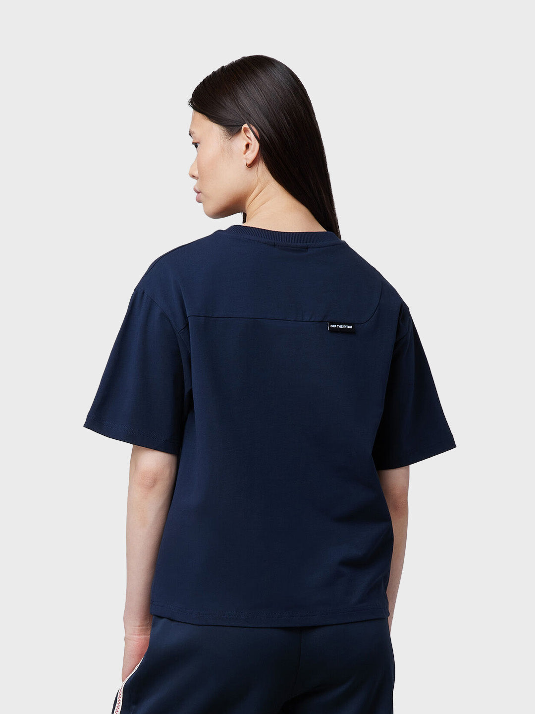 Achterkant Off The Pitch Women Wardrobe T-Shirt Navy