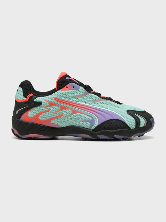 Zijkant van de Puma Inhale Sneakers in Mint Melt/Lavender Alert