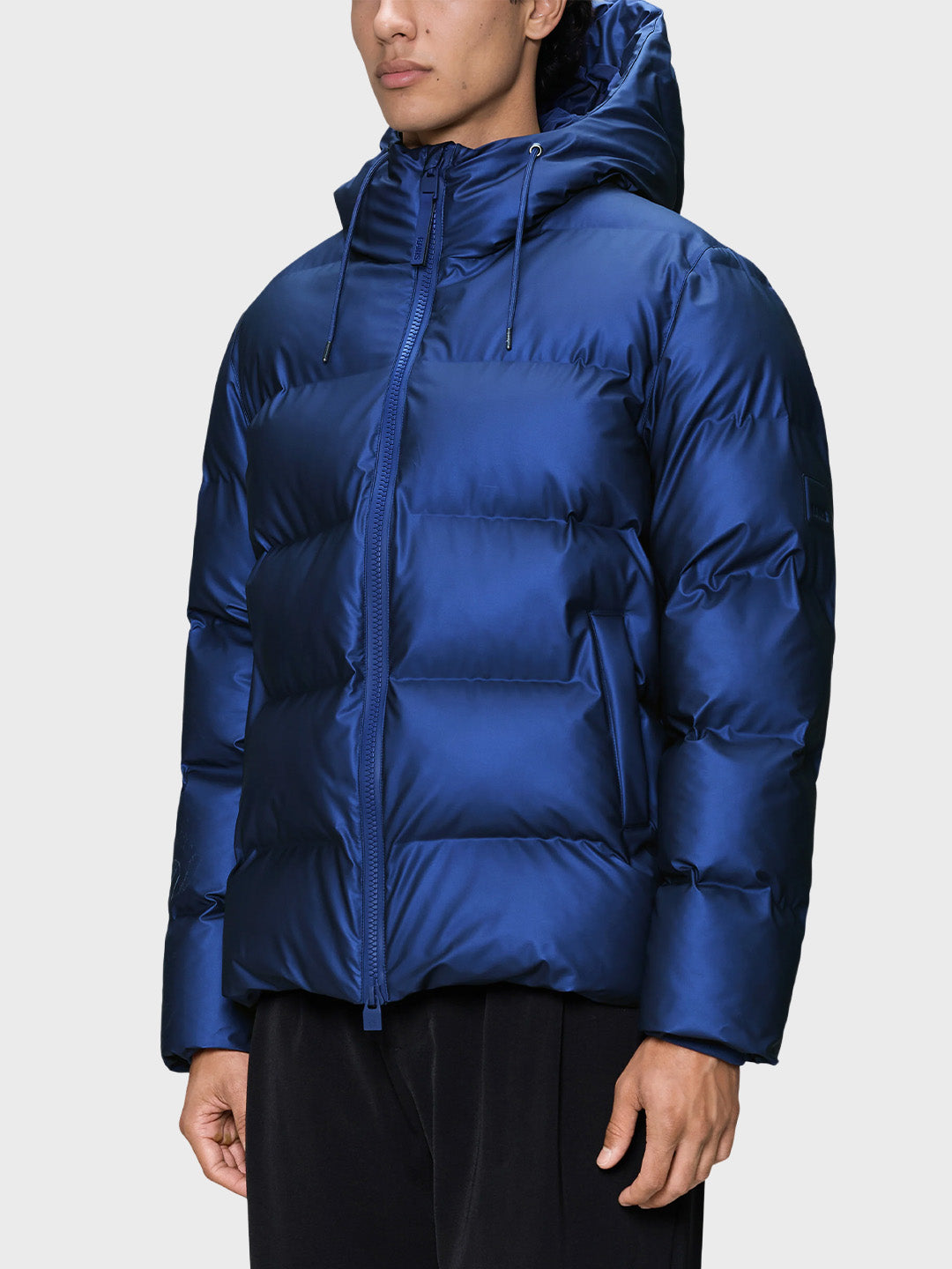 Rains Alta Puffer Jacket Lucid – detailshot