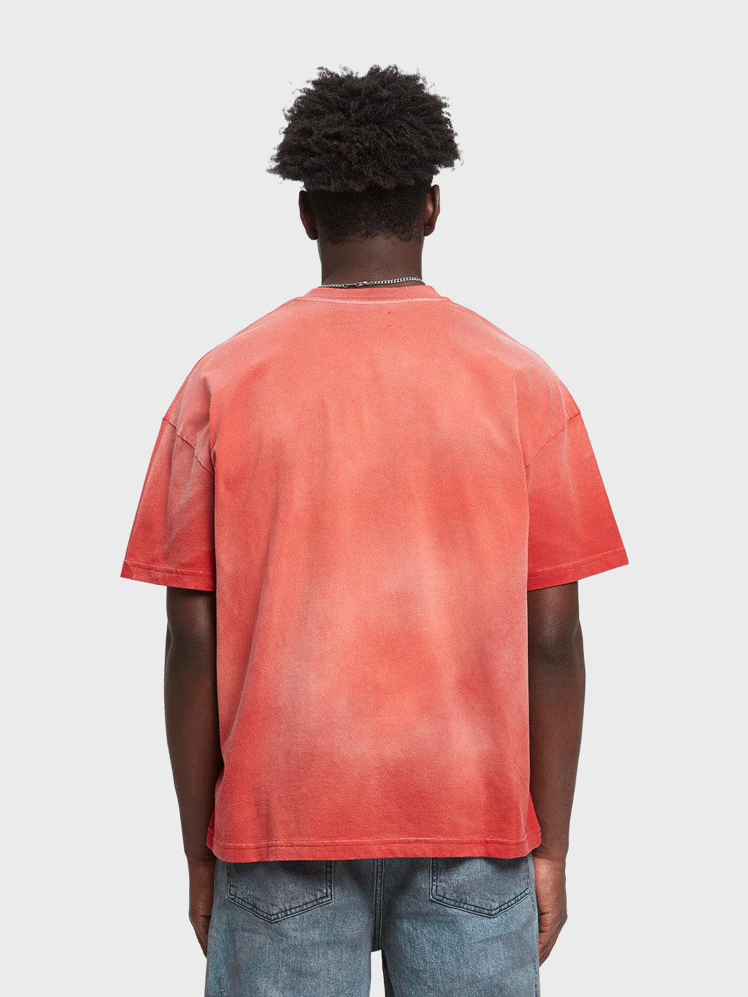 Reternity Atelier Emblem T-Shirt Bleached Red - model achterkant