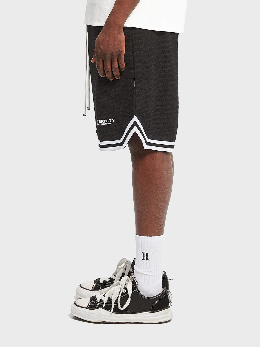 Reternity Creative Dept Mesh Shorts Black - zijkant