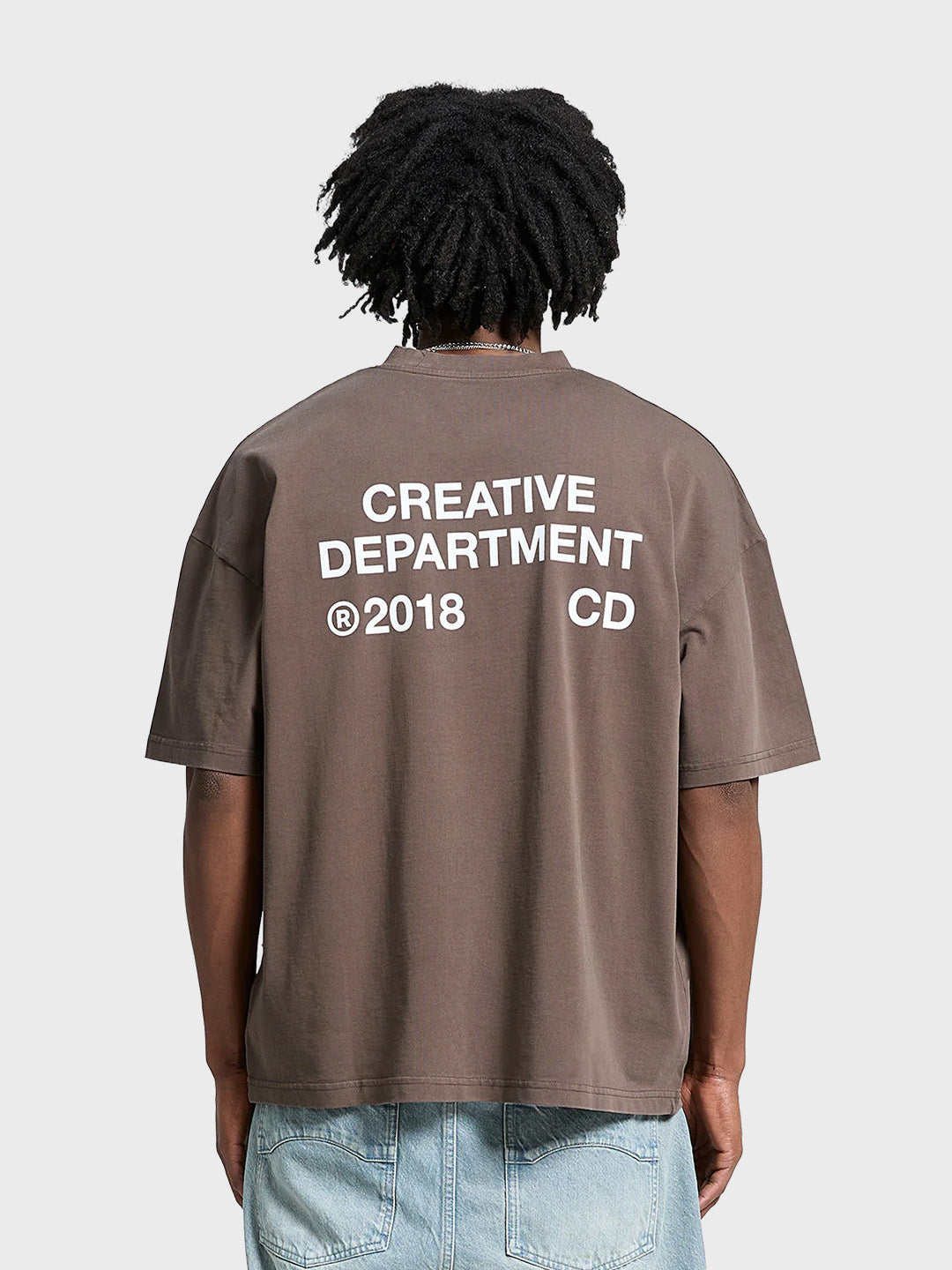Reternity Creative Dept. T-Shirt Brown - model achterkant