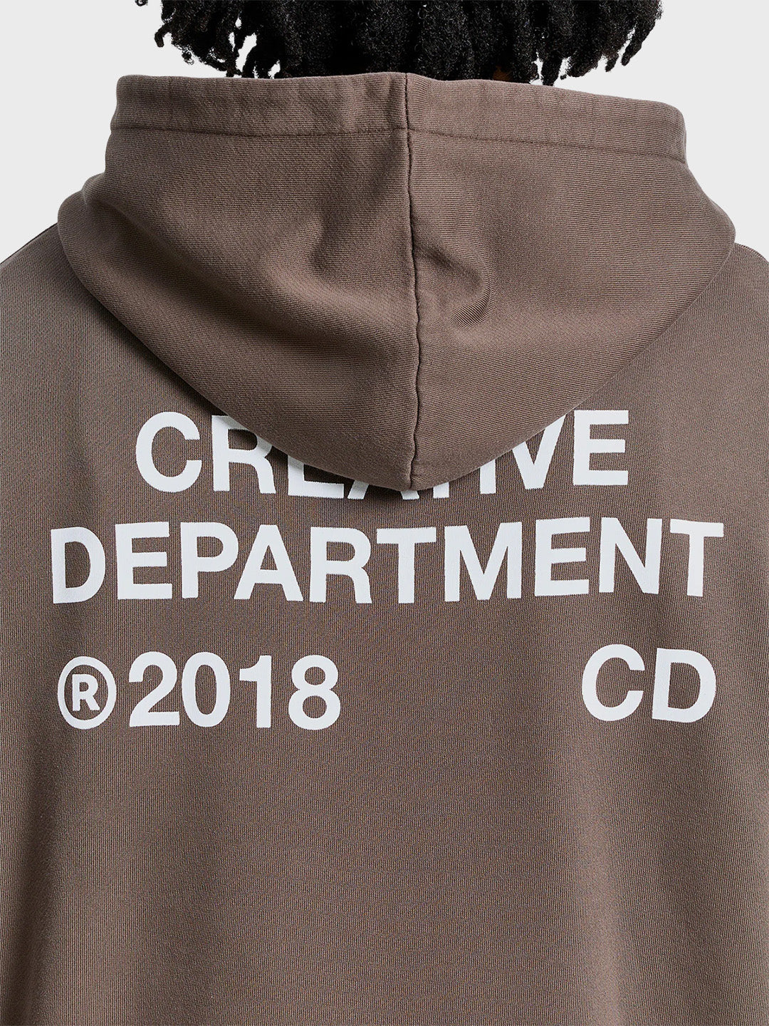 Reternity Creative Dept Zip Hoodie Brown - close-up backprint en capuchon
