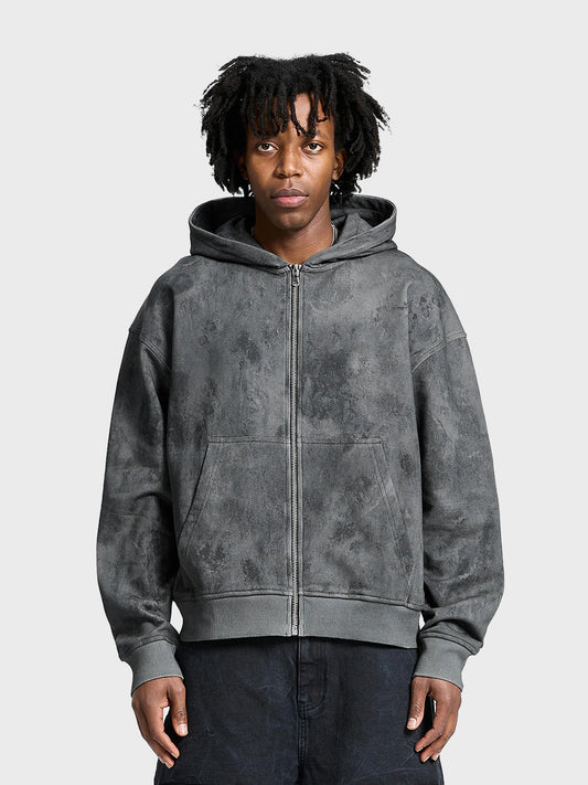 Reternity Déliria Zip Hoodie Black – model front view met all-over print