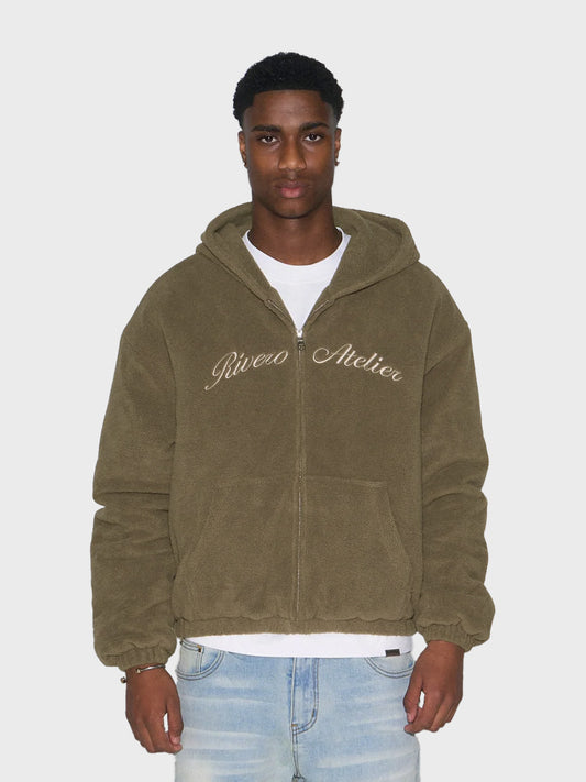 Rivero Atelier Cozy Teddy Zip Hoodie - model toont voorkant