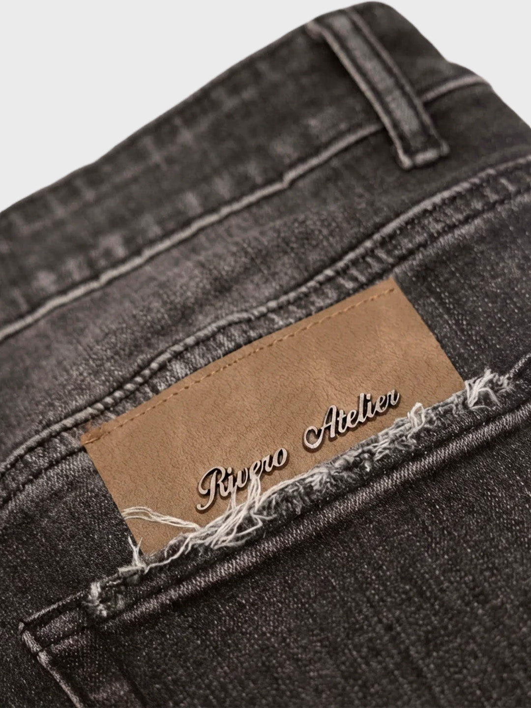 Rivero Oxide Jeans Black - close-up branding