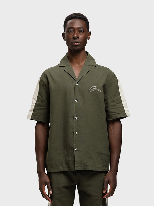 Rivero Retro Linen Shirt Green – vooraanzicht met geborduurd logo en witte band