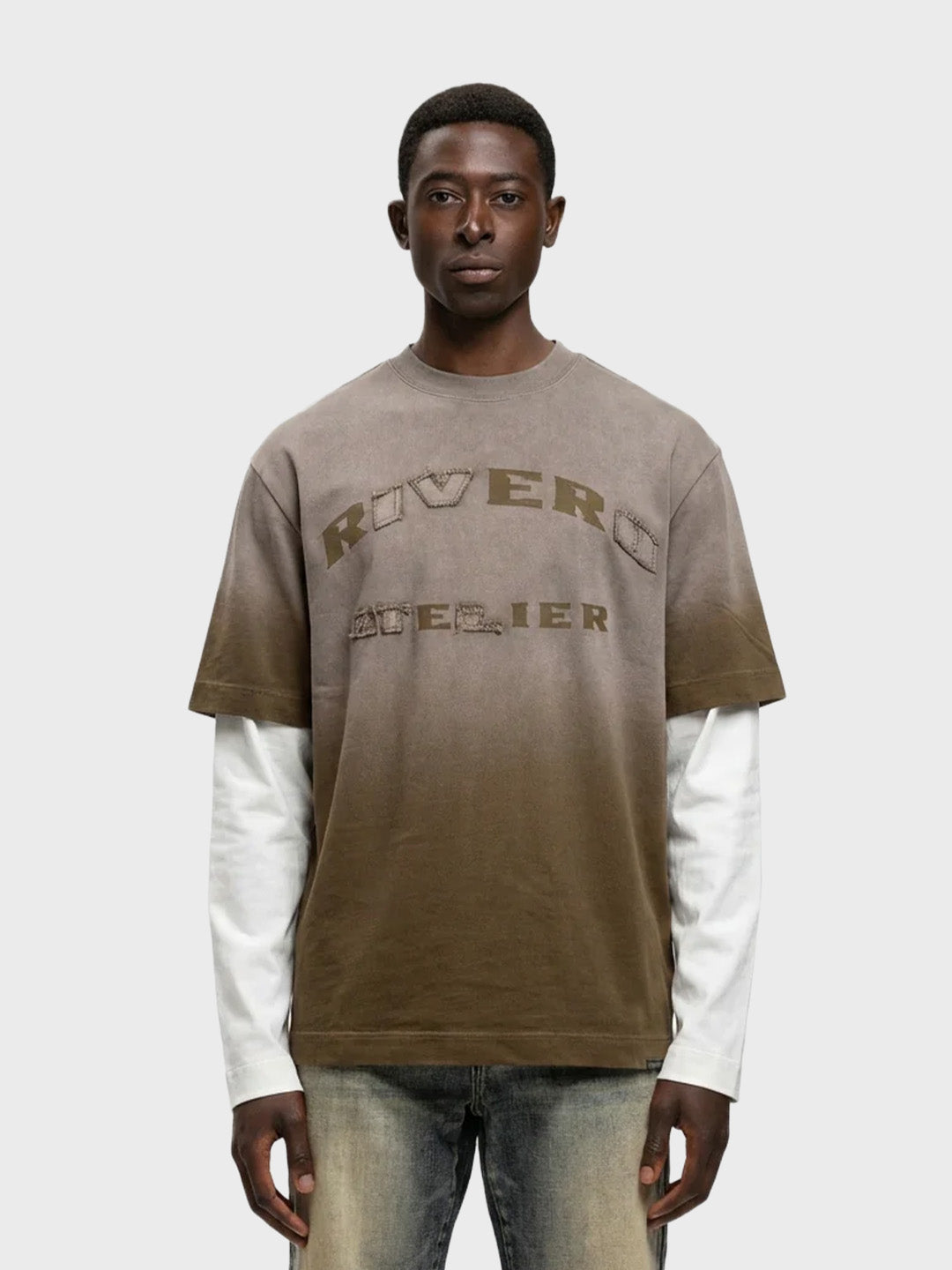Rivero Statement Double Layered Longsleeve Washed Brown - model voorkant