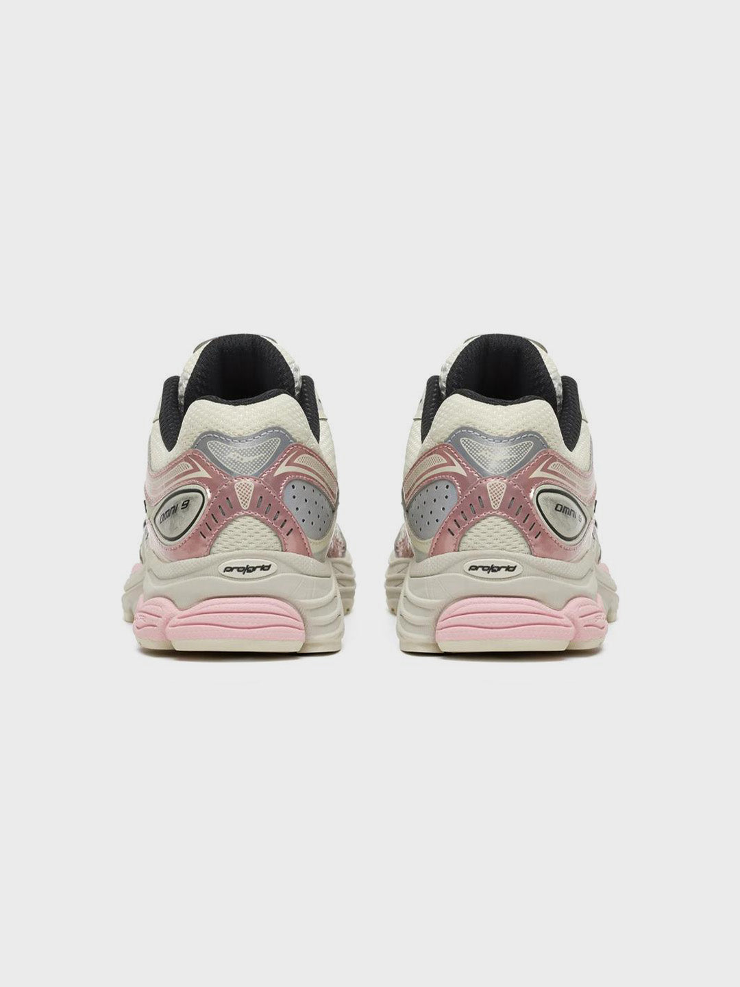 Saucony ProGrid Omni 9 Sneakers Eggshell/Touch – S101245-1032 – achterkant