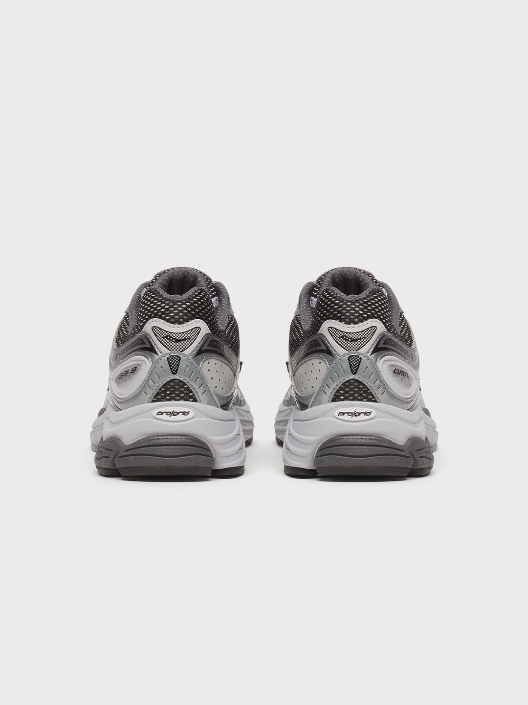 Saucony ProGrid Omni 9 Sneakers Microchip - achterkant
